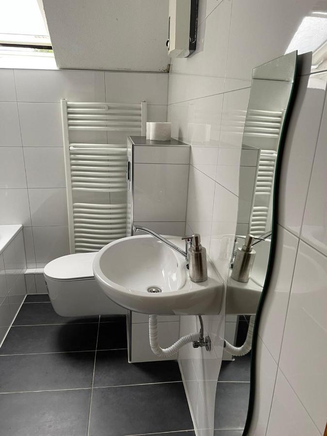 Apartment groß 5 oder 6 Einzelbetten Essen Exterior foto